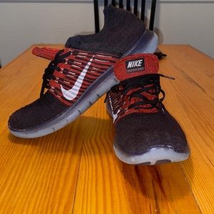 Nike Flyknit Sneakers